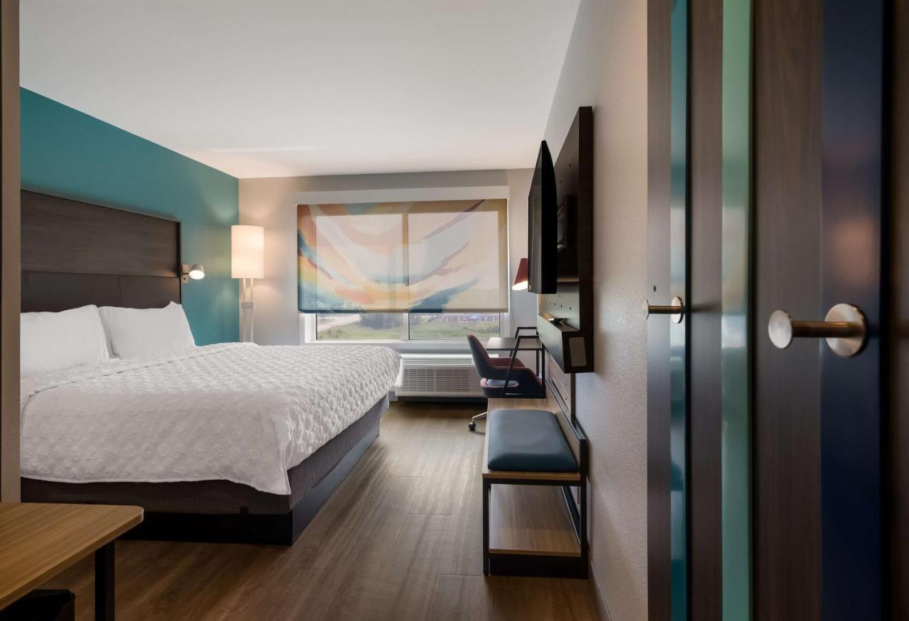 Tru By Hilton Novi Detroit Hotel Bagian luar foto