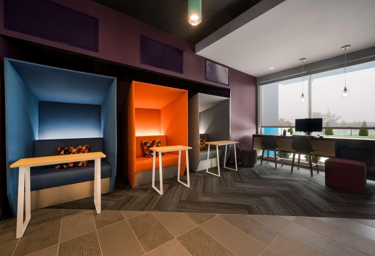 Tru By Hilton Novi Detroit Hotel Bagian luar foto